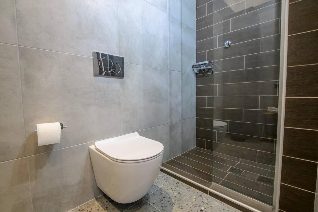 Luxury Central Apartment 4,1 라리사 외부 사진